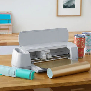 Cricut Maker 3 Digital Cutting Machine with Free Smart Materials Bundle worth £105 - Latest 2024 model, cuts 300+ materials